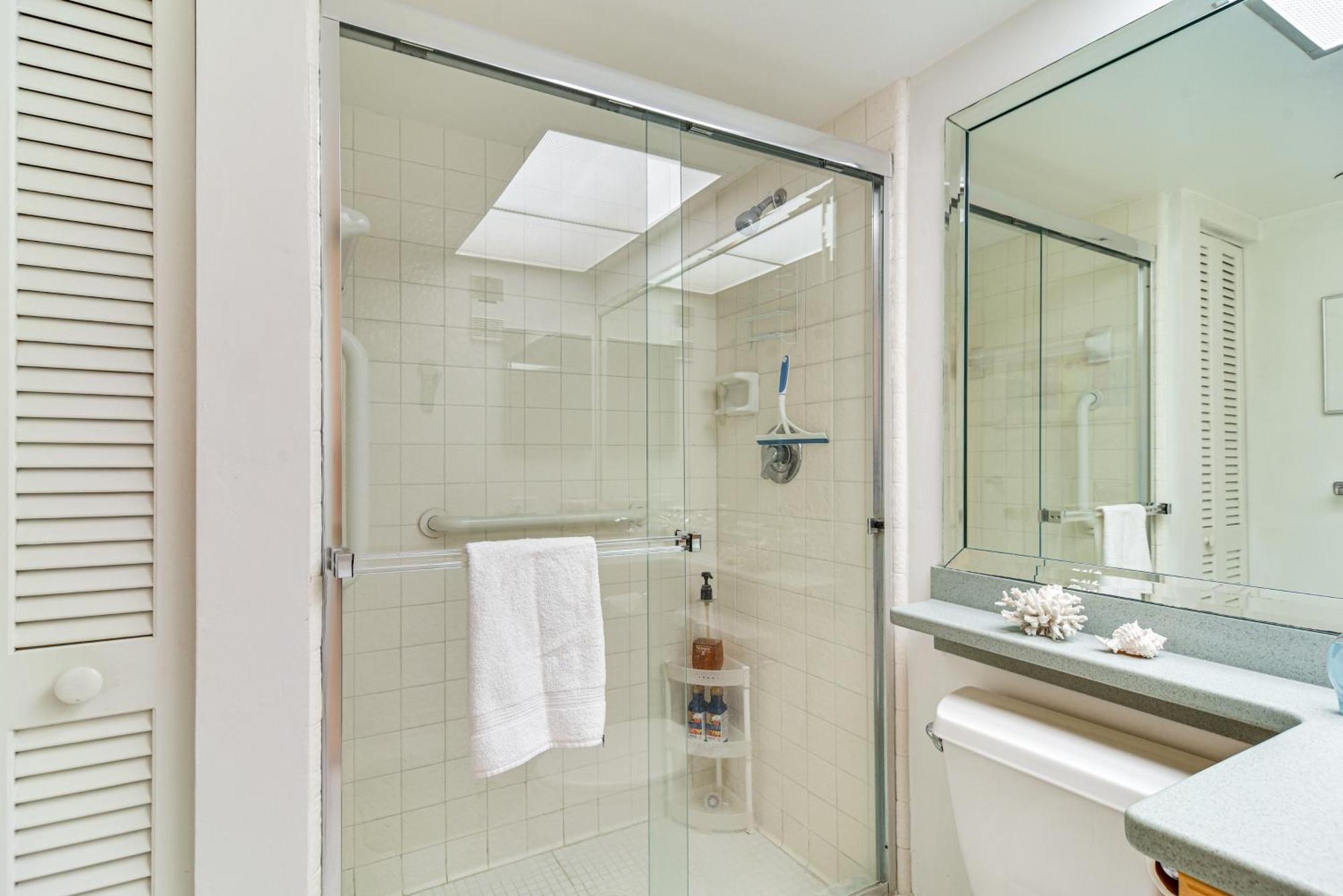 Beachfront Clearwater Condo With Pool And Hot Tub Clearwater Beach Exterior photo