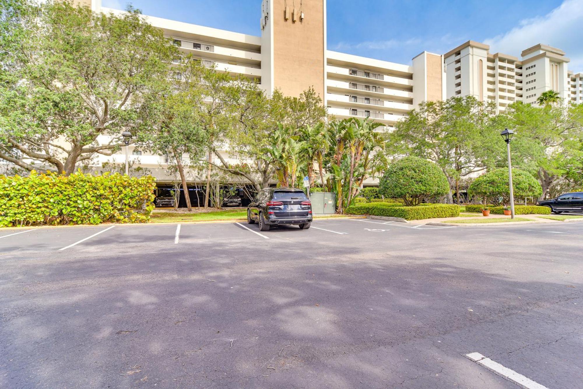 Beachfront Clearwater Condo With Pool And Hot Tub Clearwater Beach Exterior photo