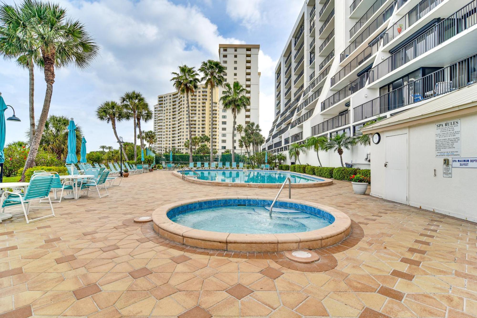 Beachfront Clearwater Condo With Pool And Hot Tub Clearwater Beach Exterior photo