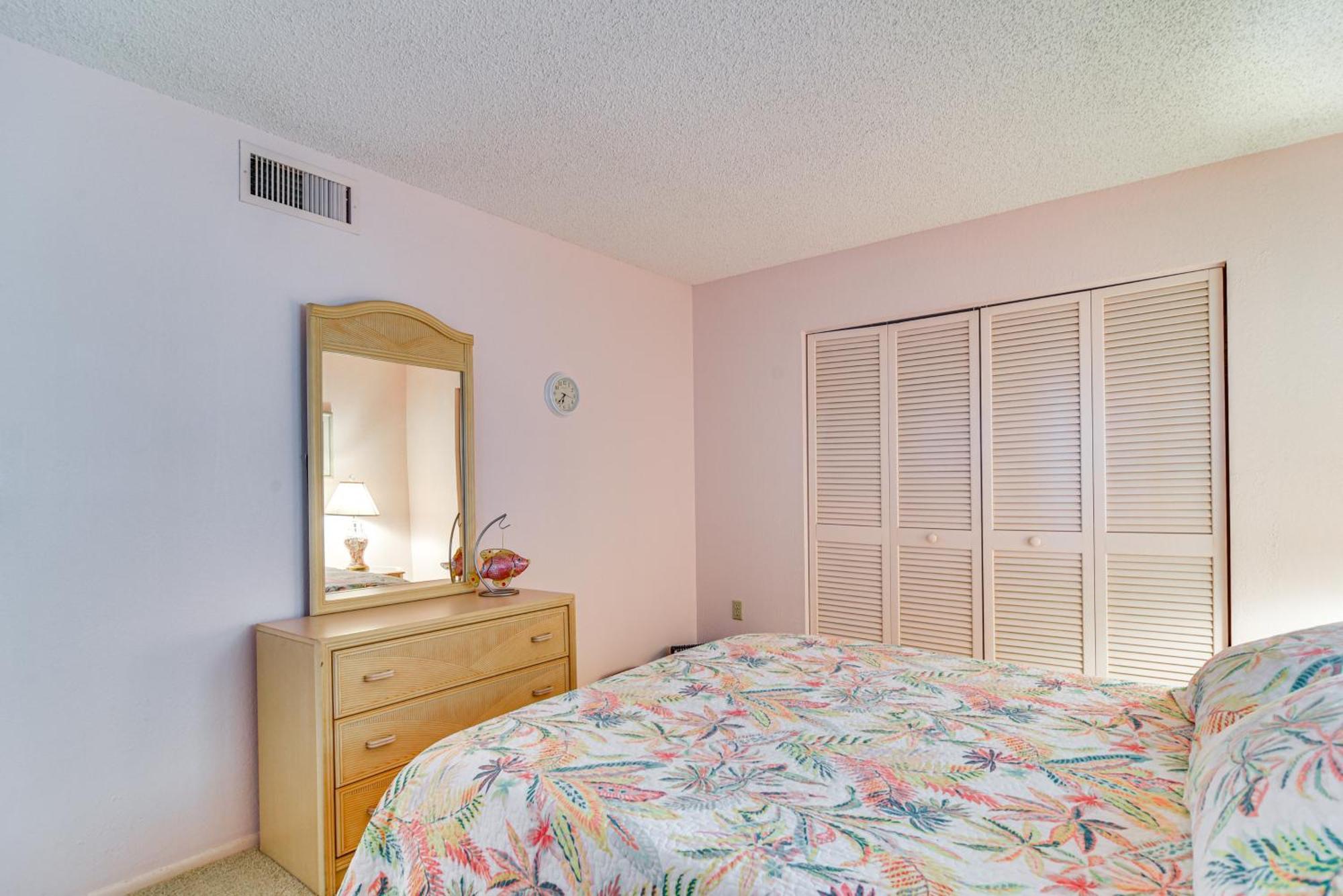 Beachfront Clearwater Condo With Pool And Hot Tub Clearwater Beach Exterior photo
