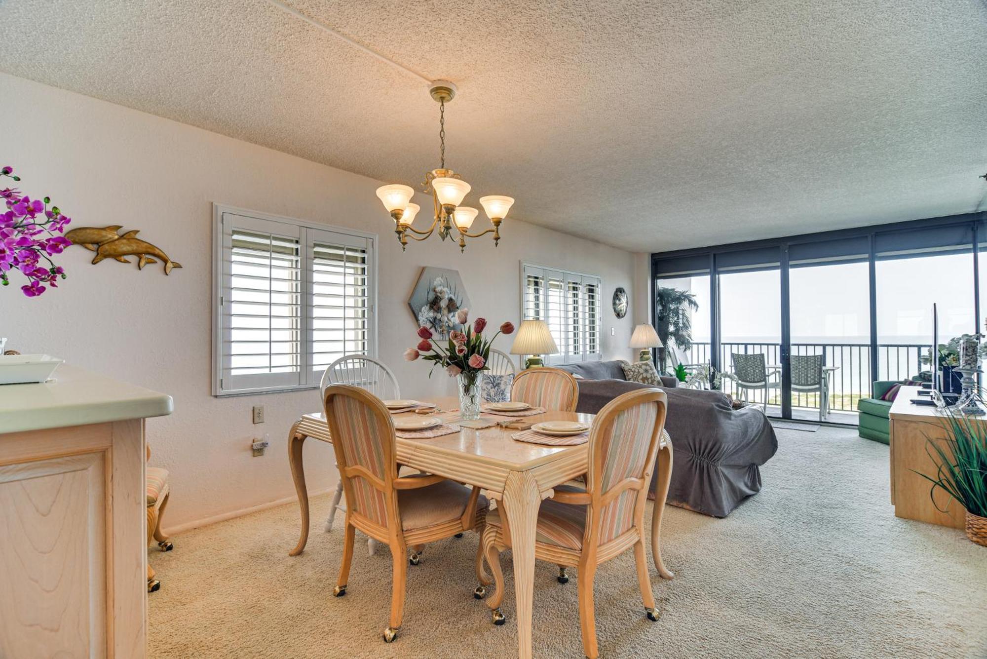 Beachfront Clearwater Condo With Pool And Hot Tub Clearwater Beach Exterior photo